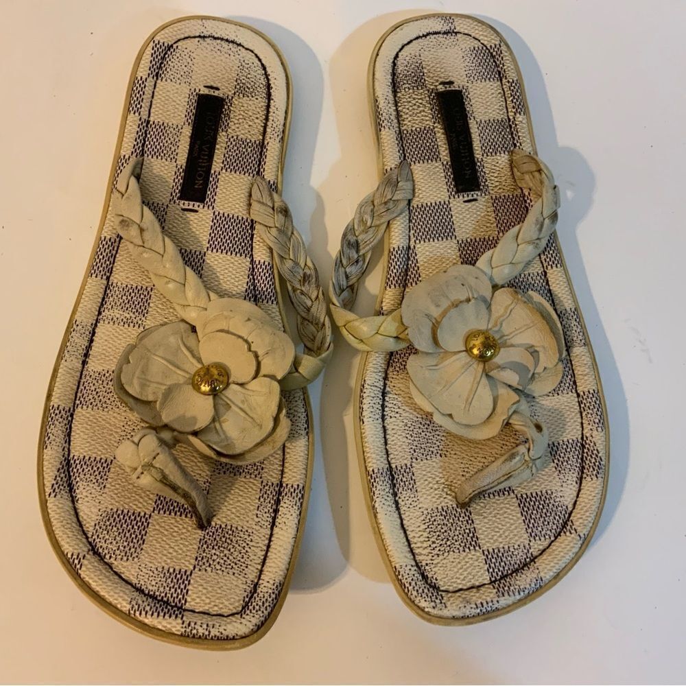 LOUIS VUITTON Azur Damier Flower Thames Thong Sandals Size 36 6 - Picture 2 of 8